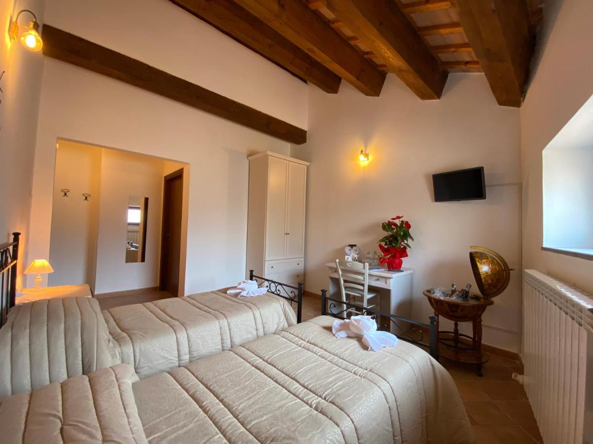 Pievebovigliana Locanda Della Pieve מראה חיצוני תמונה