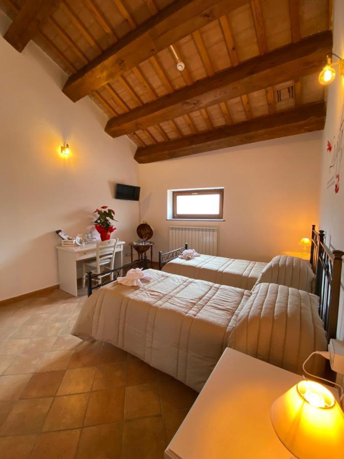 Pievebovigliana Locanda Della Pieve מראה חיצוני תמונה