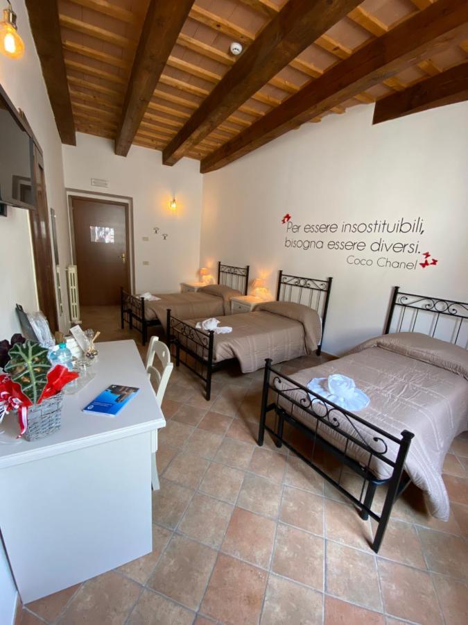 Pievebovigliana Locanda Della Pieve מראה חיצוני תמונה