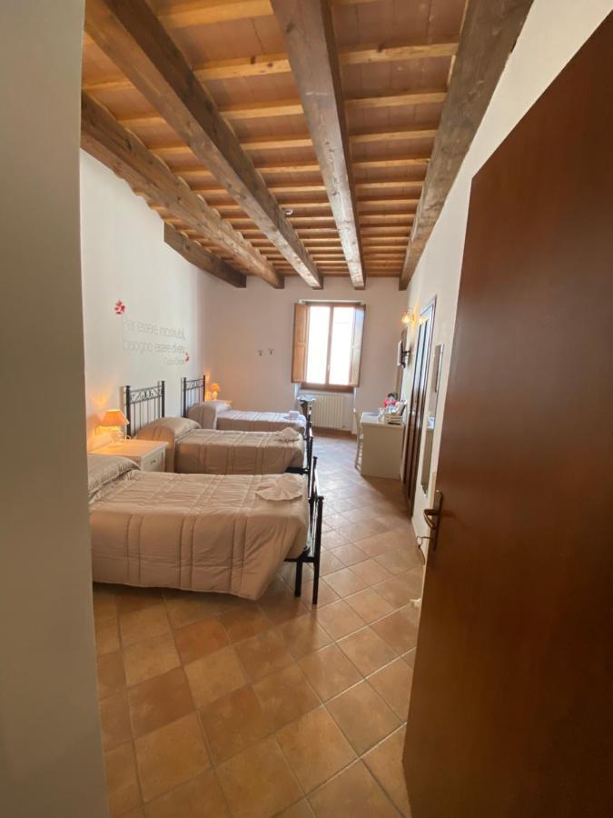 Pievebovigliana Locanda Della Pieve מראה חיצוני תמונה